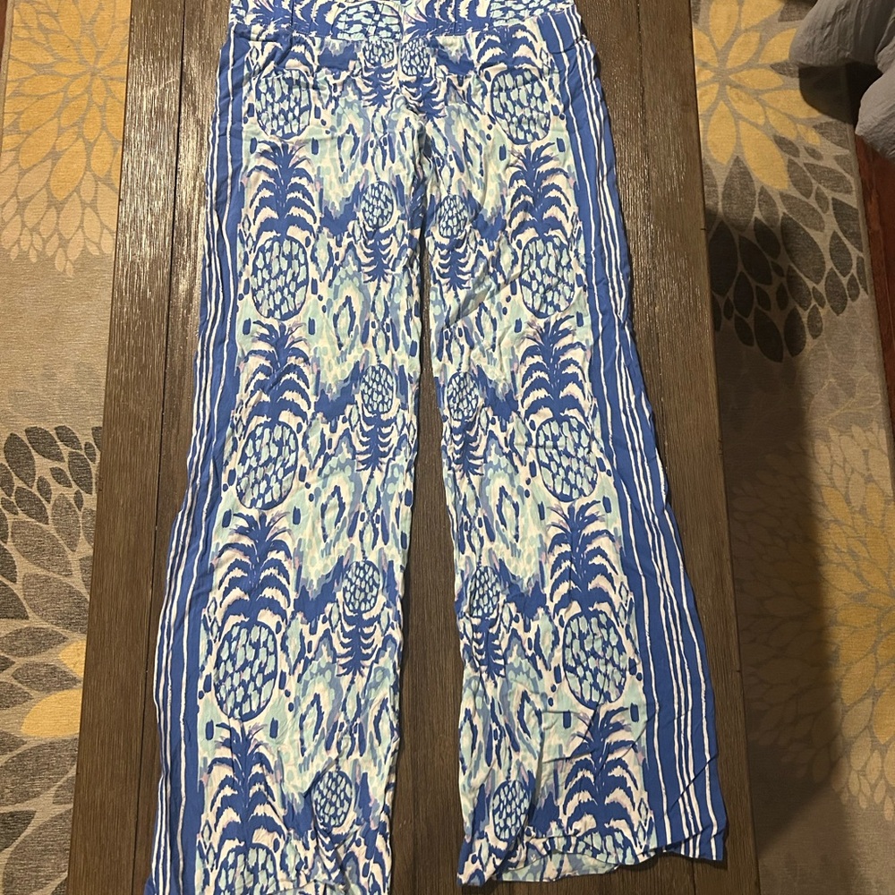 Size small Lilly Pulitzer pants
